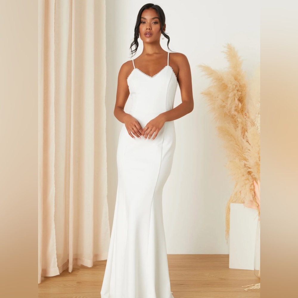 Lulus | Taliana White Lace Button Back Maxi Dress